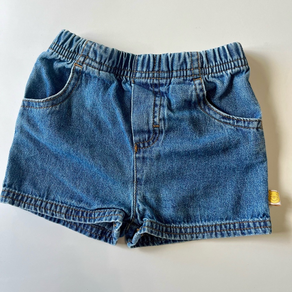 Vintage Y2K Disney Winnie the Pooh Denim Shorts Infant Size 6/9M